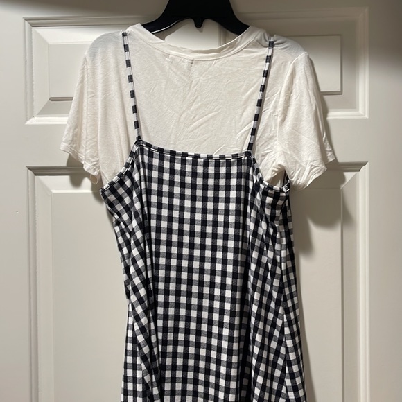 Women’s Checkered Dress - Picture 4 of 4